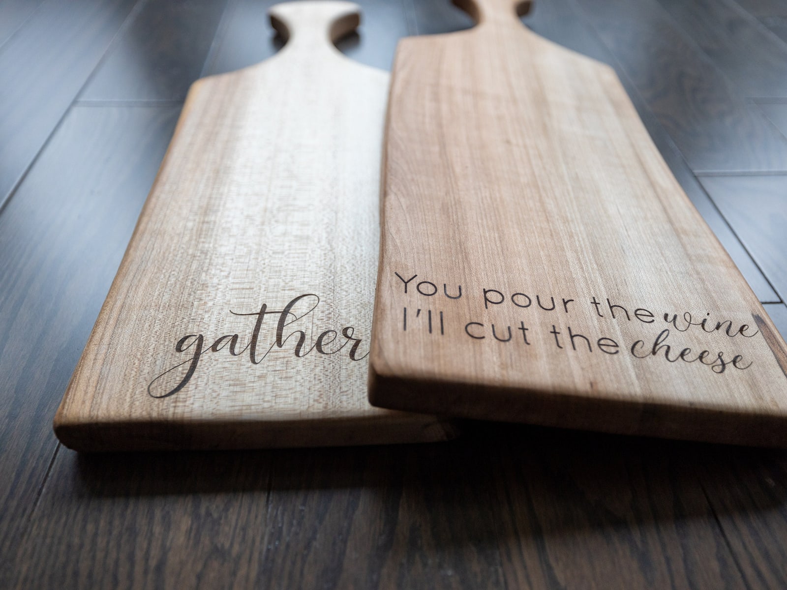 Live edge serving board with engraved script